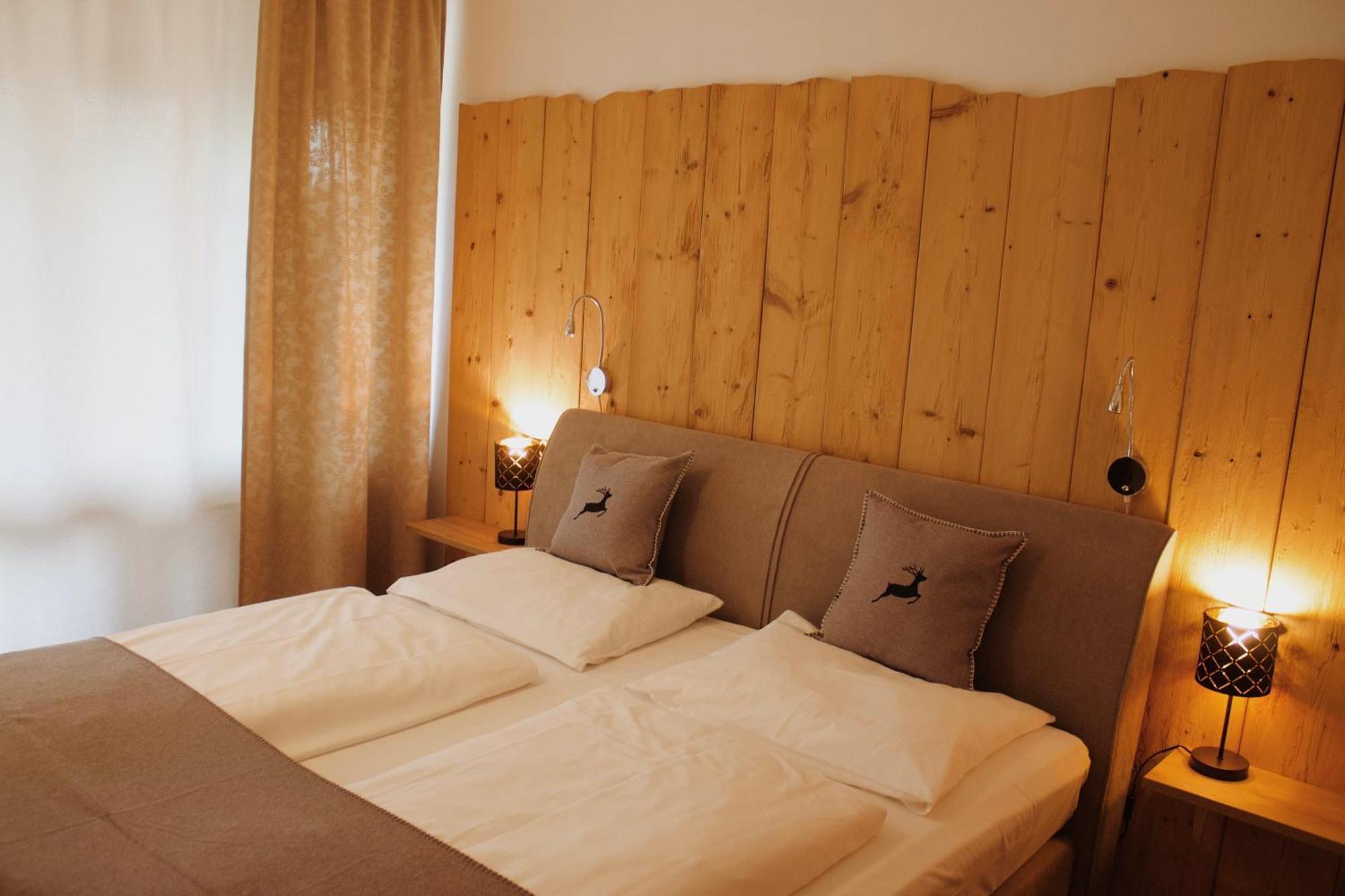 Hotel Garni - Chiemsee-Pension-Seebruck Seeon-Seebruck Luaran gambar